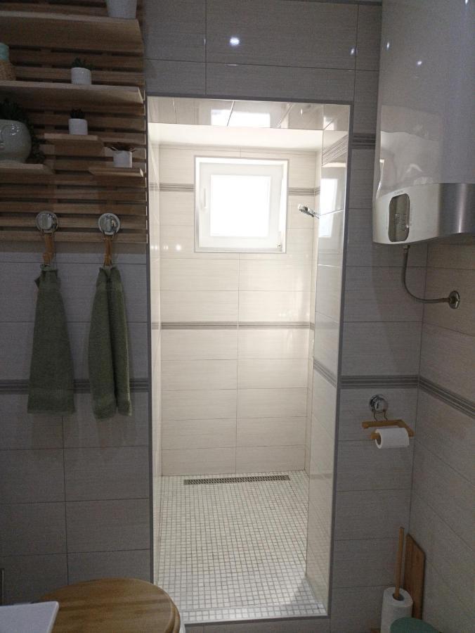 Apartman Lara Zadar Lägenhet Exteriör bild