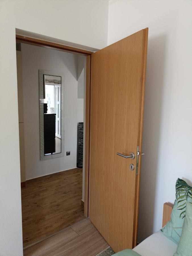 Apartman Lara Zadar Lägenhet Exteriör bild